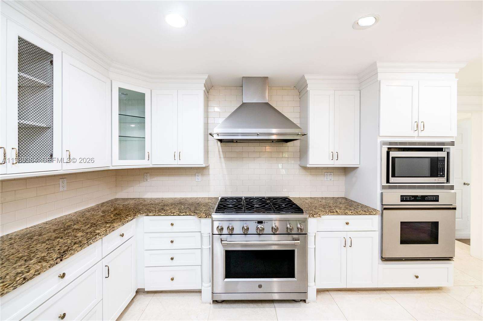 4160 Bay Point Rd, Miami, FL 33137 | Picture 17