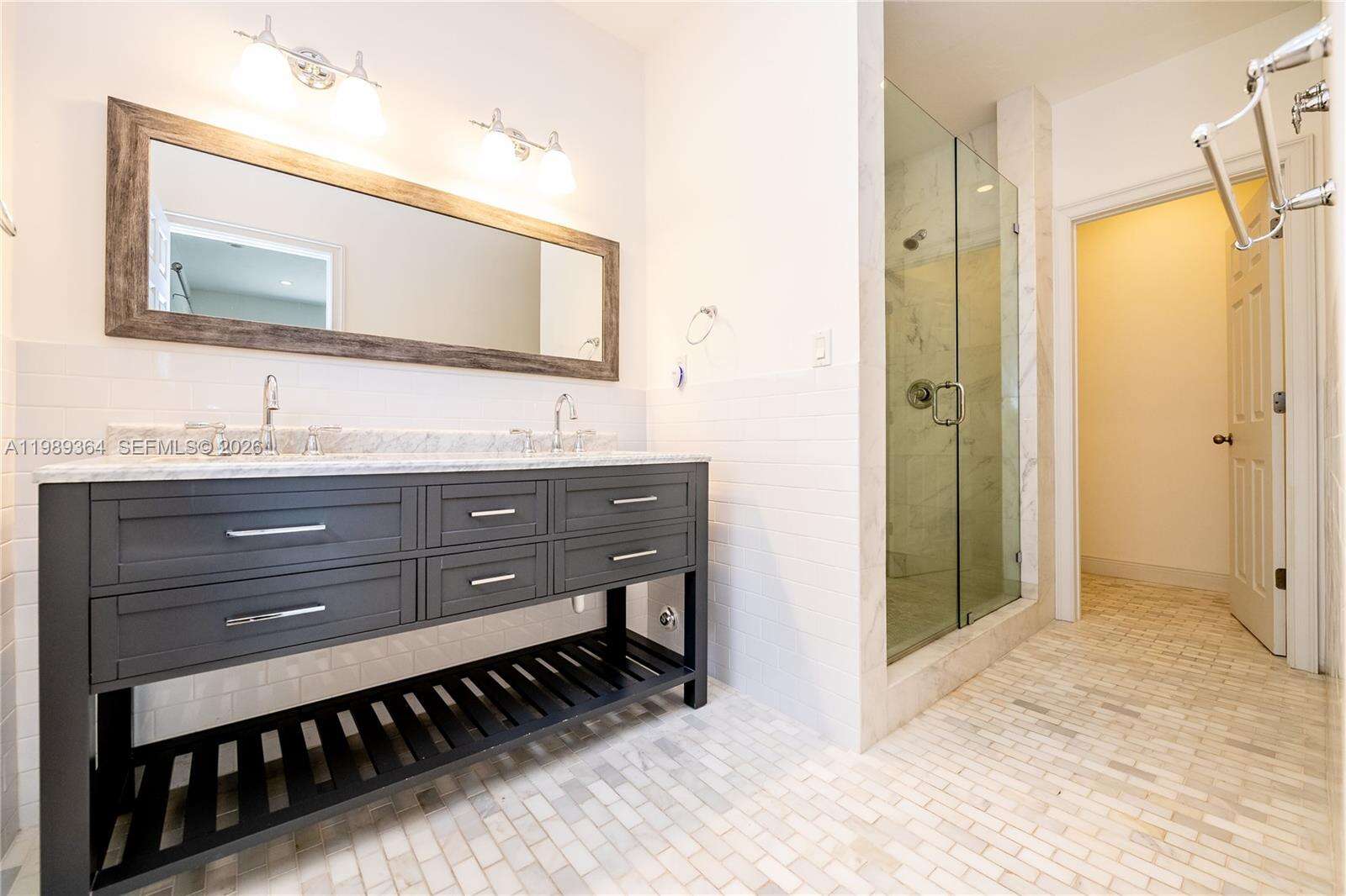 4160 Bay Point Rd, Miami, FL 33137 | Picture 6