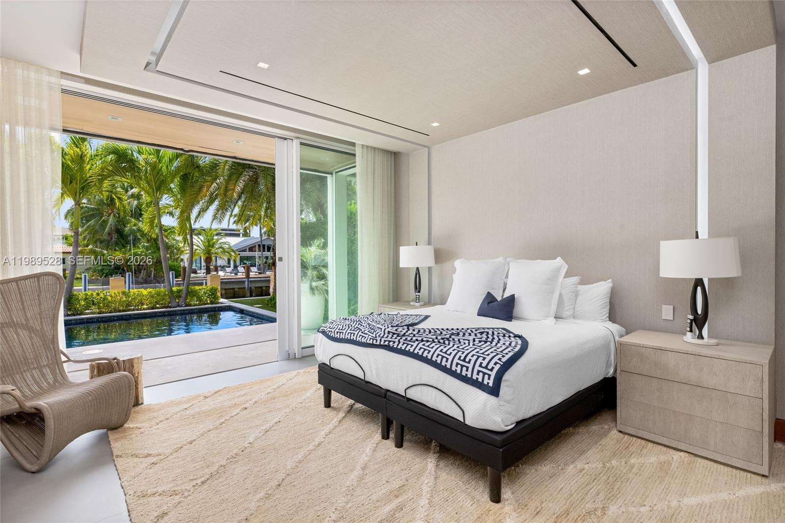 650 Royal Plaza Dr, Fort Lauderdale, FL 33301 | Picture 27