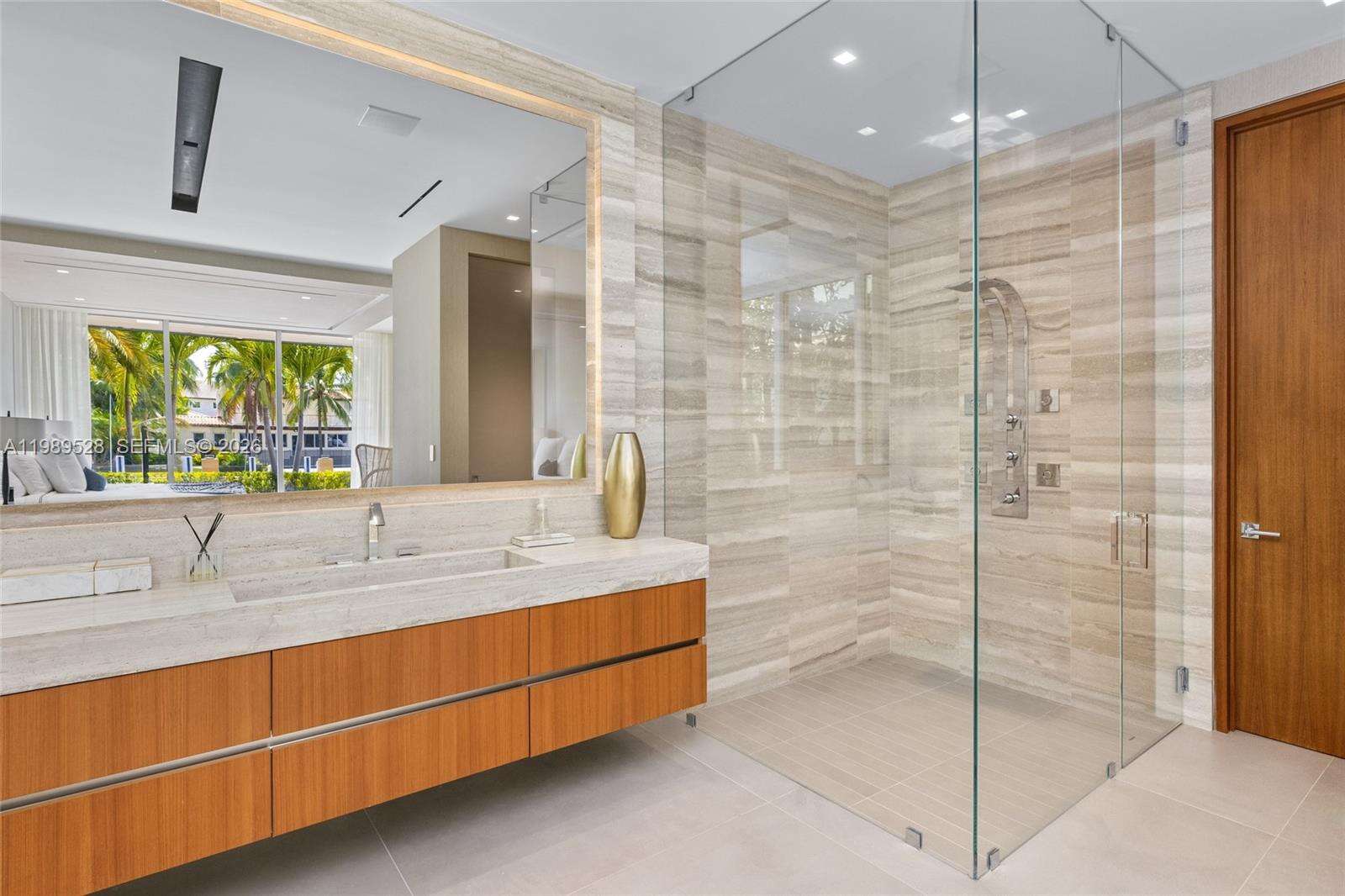 650 Royal Plaza Dr, Fort Lauderdale, FL 33301 | Picture 30