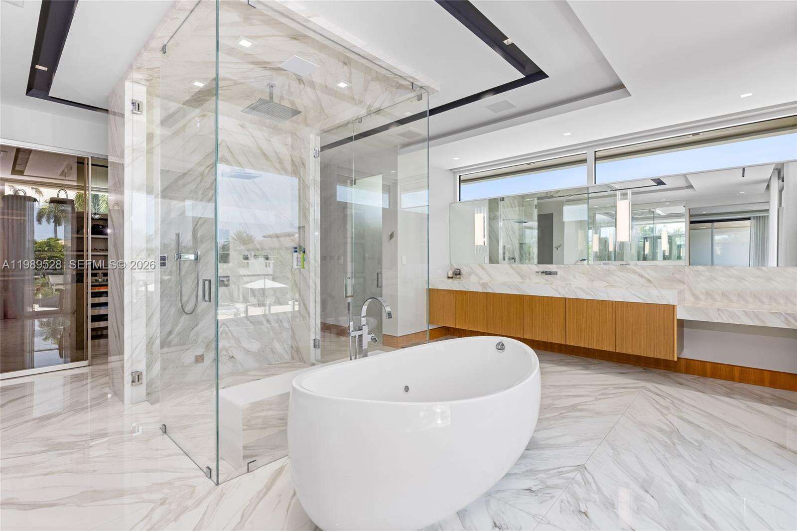 650 Royal Plaza Dr, Fort Lauderdale, FL 33301 | Picture 45