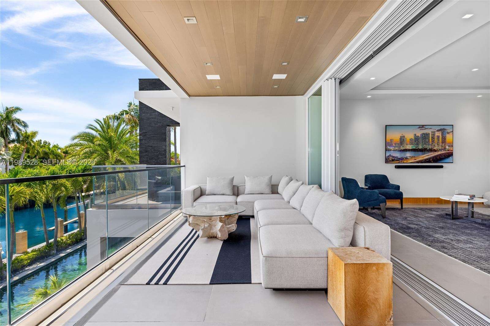 650 Royal Plaza Dr, Fort Lauderdale, FL 33301 | Picture 51