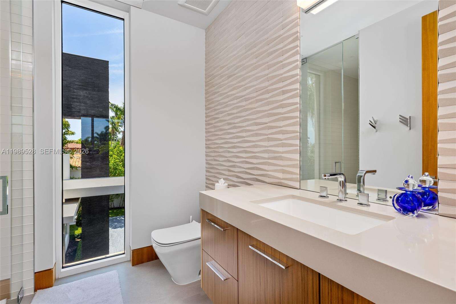 650 Royal Plaza Dr, Fort Lauderdale, FL 33301 | Picture 58