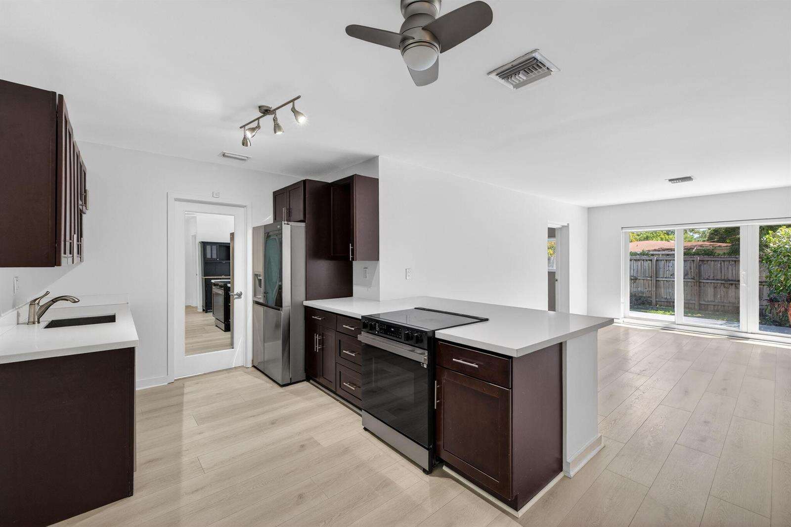 1029 9th, Fort Lauderdale, FL 33304 - For Sale photo 23