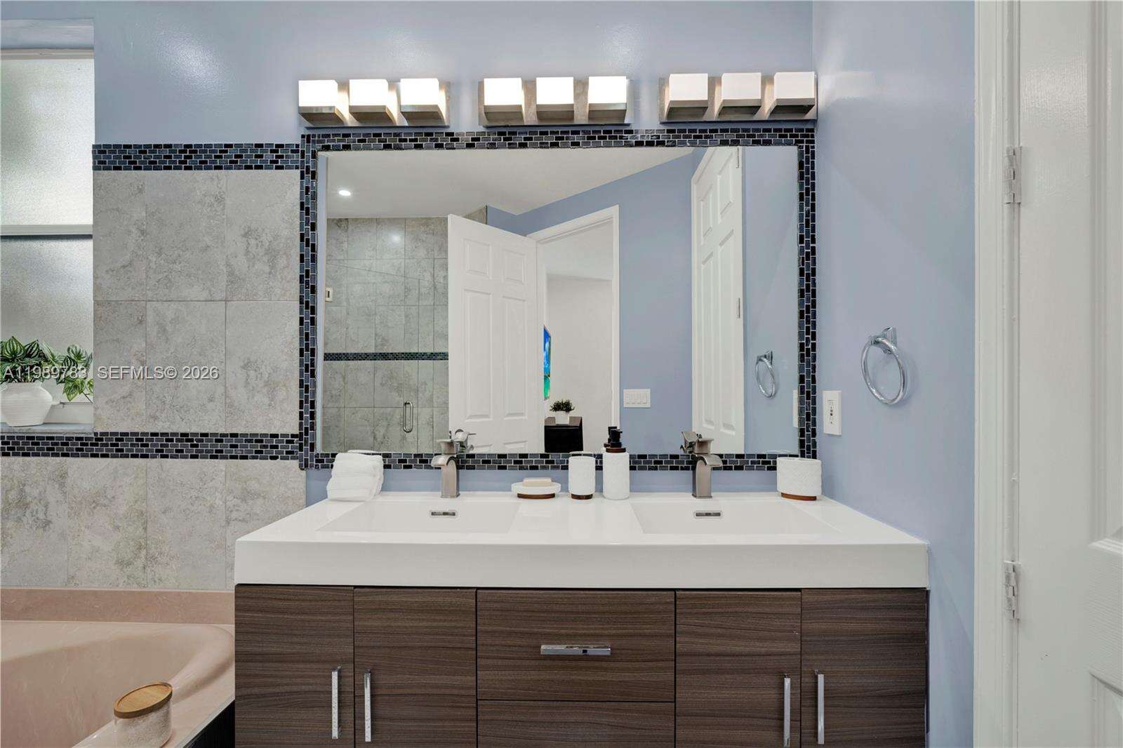 1251 Hayes St, Hollywood, FL 33019 | Picture 20