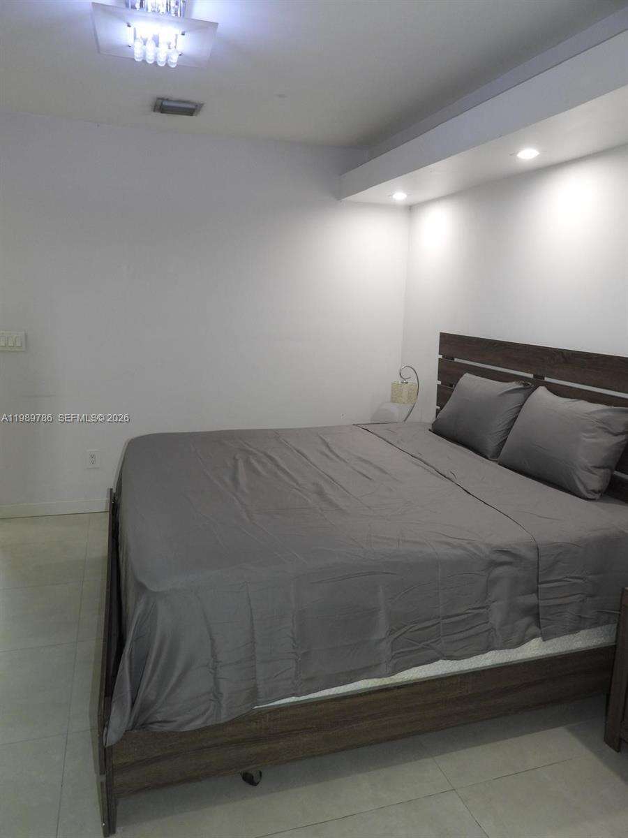 715 Hollywood Blvd, Hollywood, FL 33019 | Picture 14