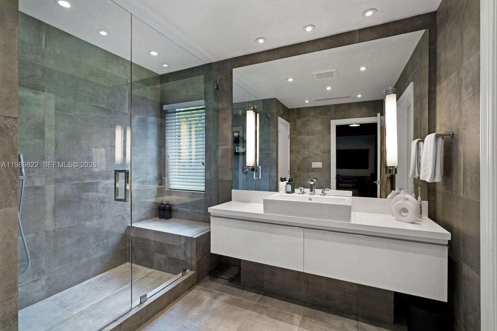 1310 Flamingo Way, Miami Beach, FL 33139 | Picture 17