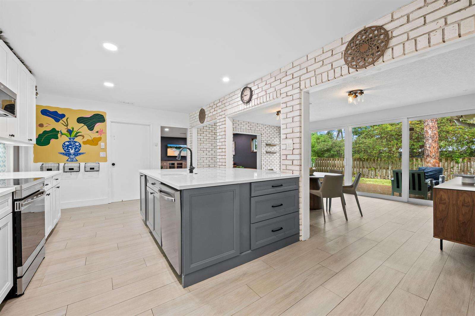 3251 Riverland, Fort Lauderdale, FL 33312 - For Sale photo 11