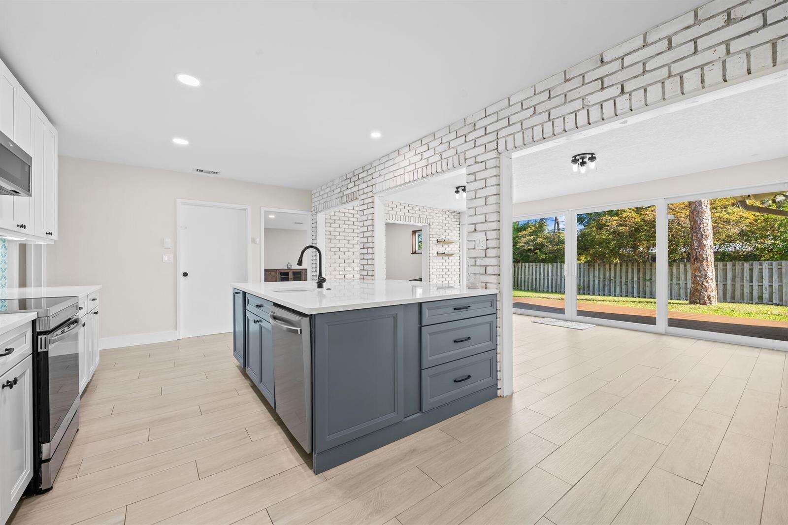 3251 Riverland, Fort Lauderdale, FL 33312 - For Sale photo 13
