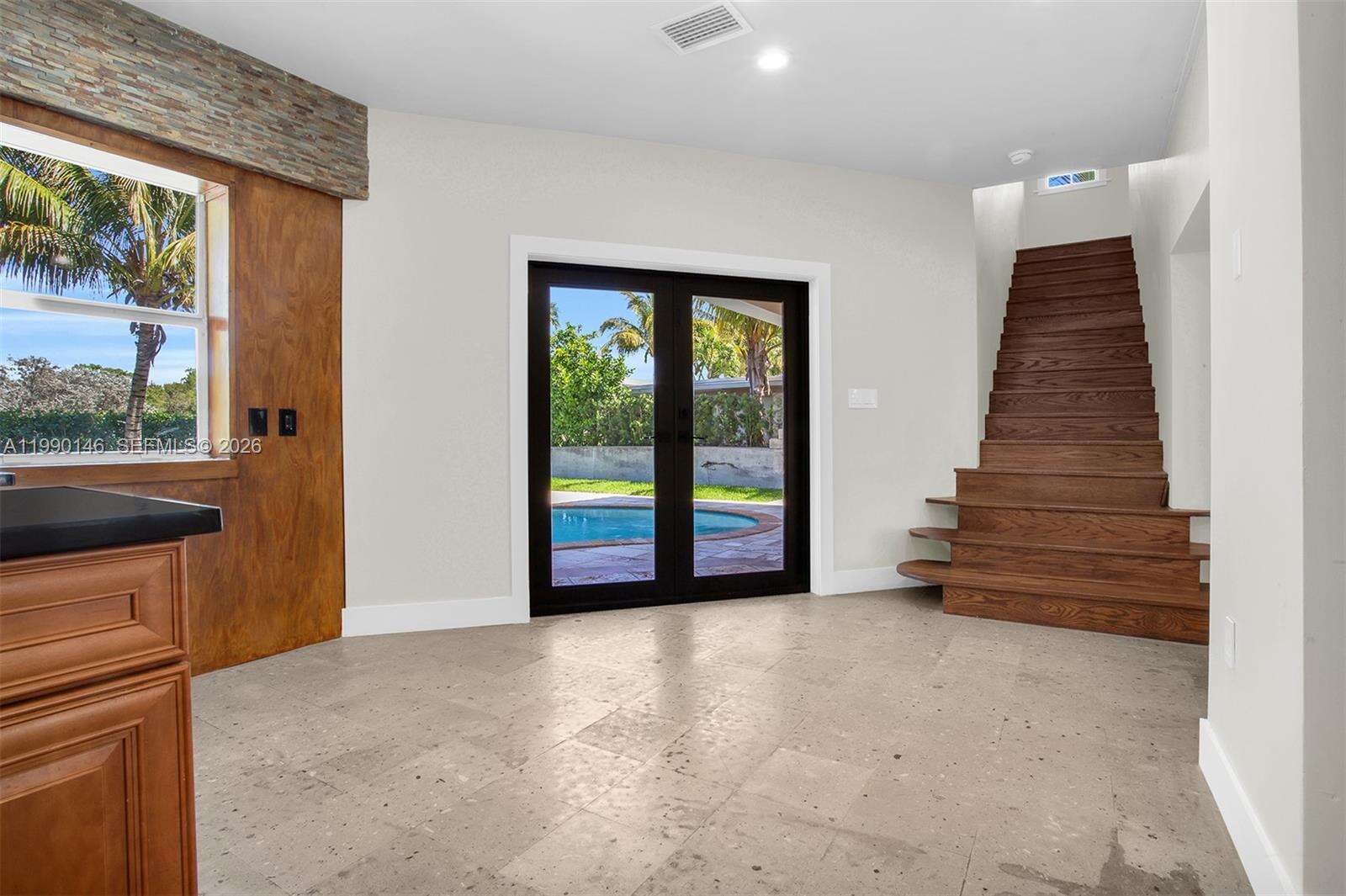 545 Shore Dr, Miami Beach, FL 33141 | Picture 44