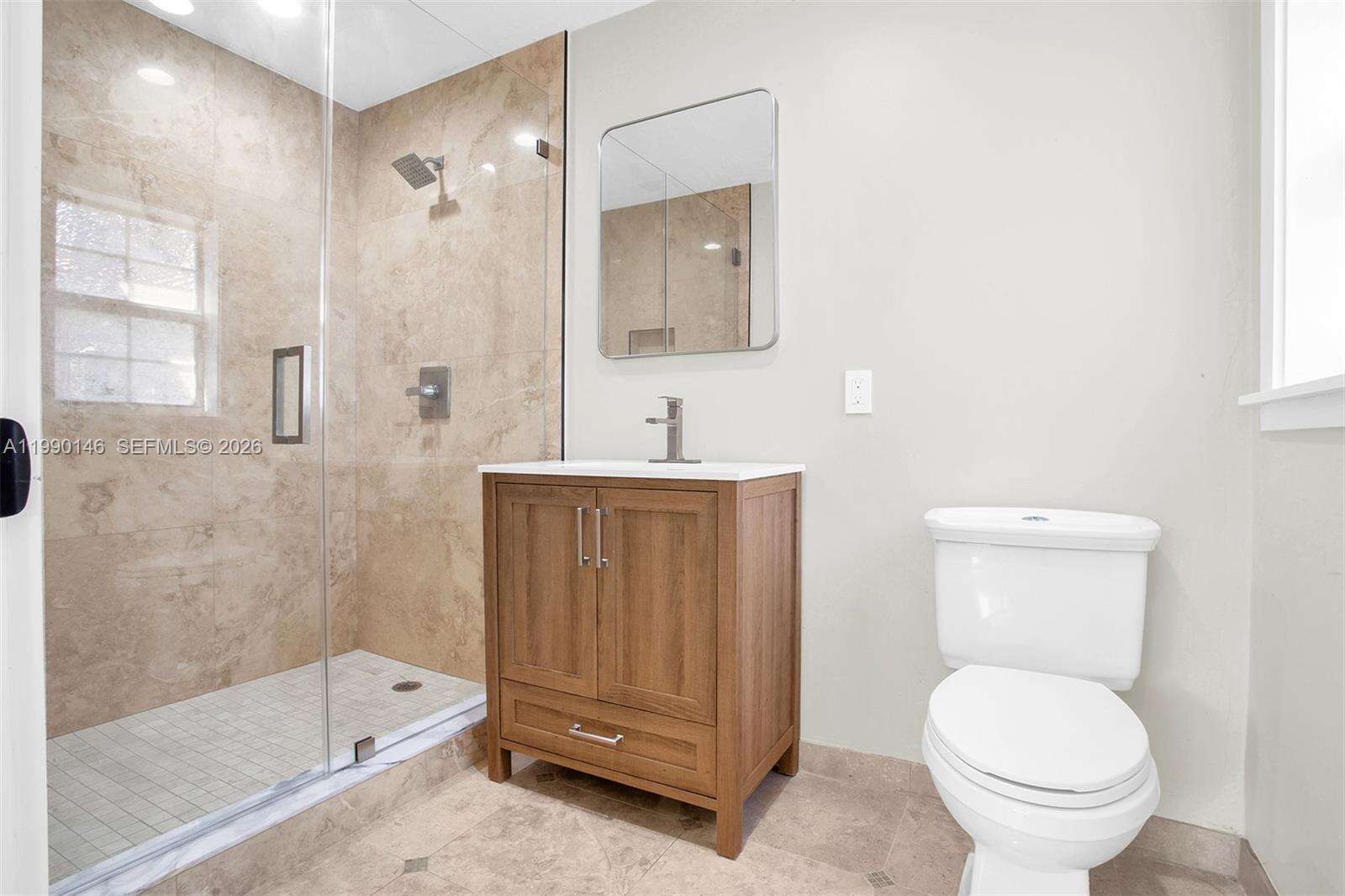 545 Shore Dr, Miami Beach, FL 33141 | Picture 50