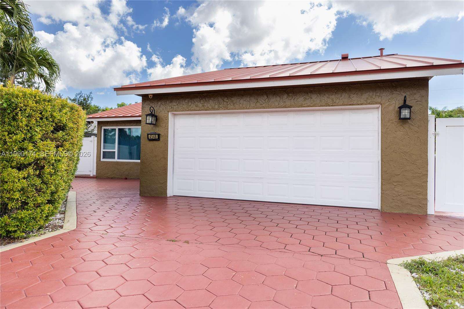 4548 28th Way, Dania Beach, FL 33312 | Picture 3