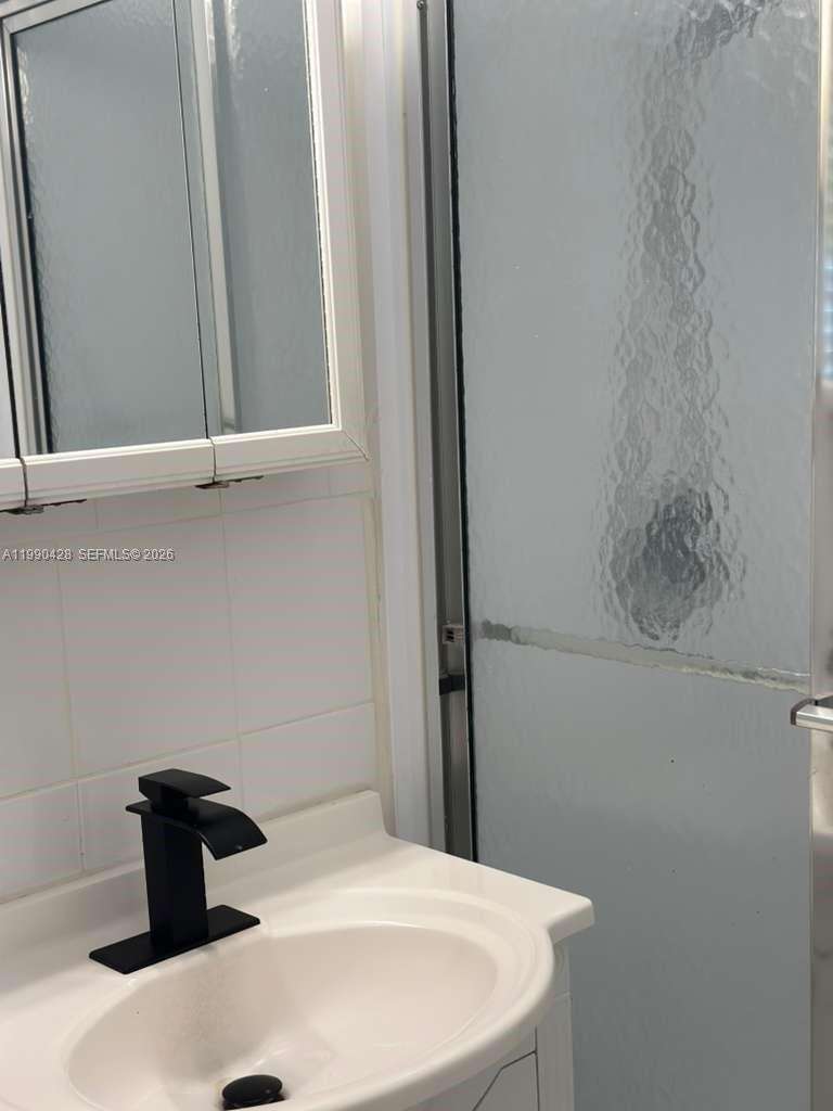 2458 Plunkett St, Hollywood, FL 33020 | Picture 13