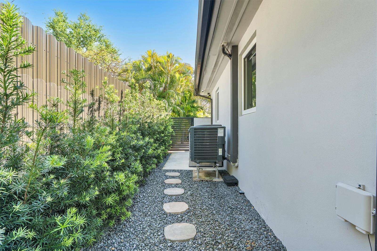 261 47th St, Miami, FL 33137 | Picture 51