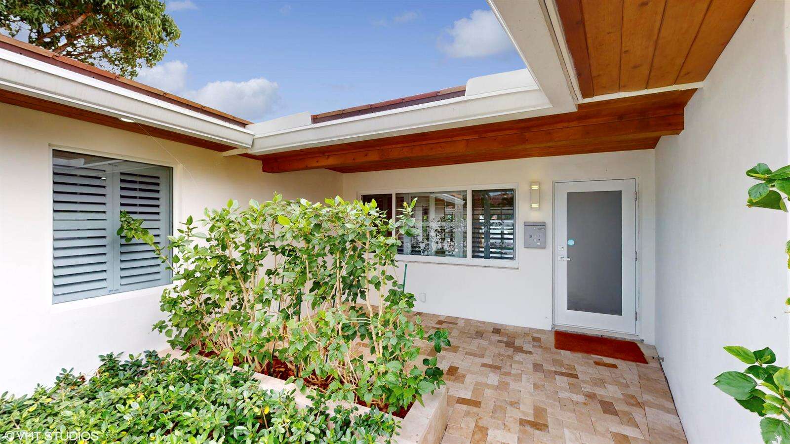 2164 25th, Wilton Manors, FL 33305 - For Sale photo 5