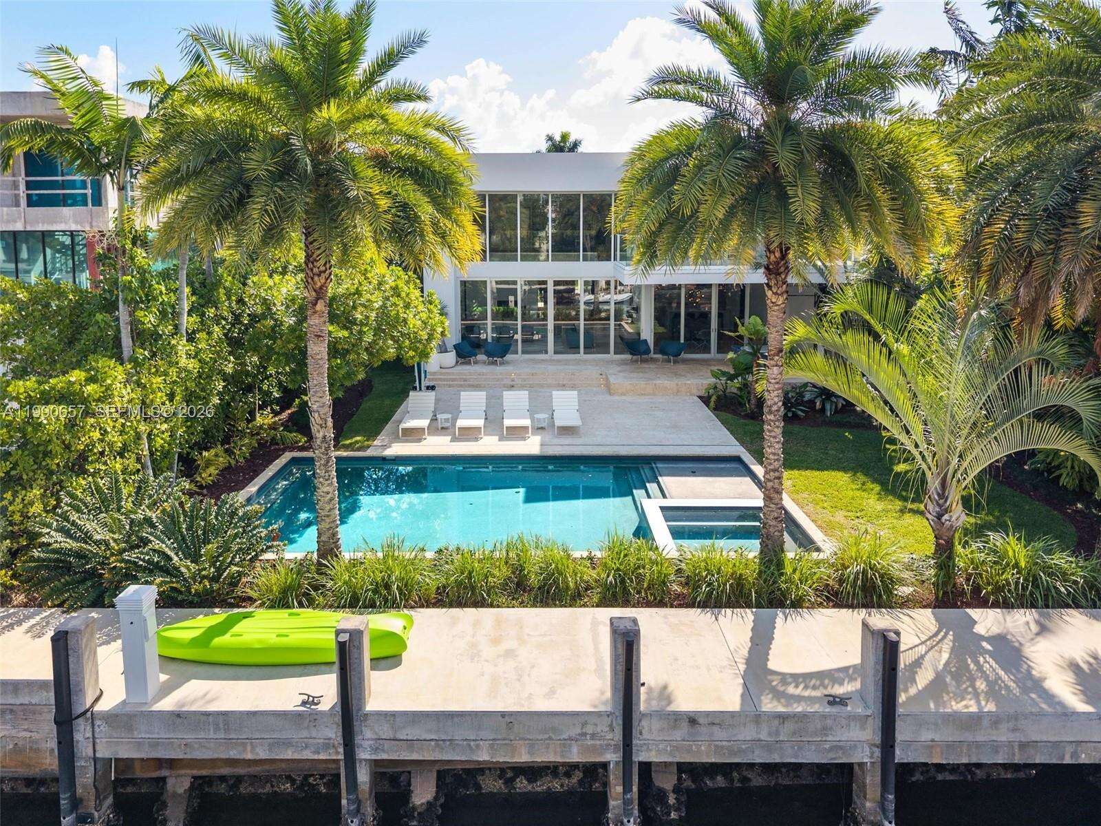 410 Golden Beach Dr, Golden Beach, FL 33160 | Picture 3