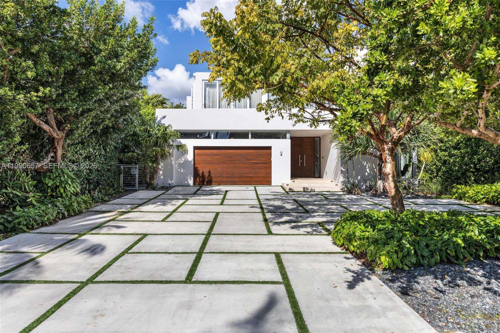 410 Golden Beach Dr, Golden Beach, FL 33160 | Picture 42