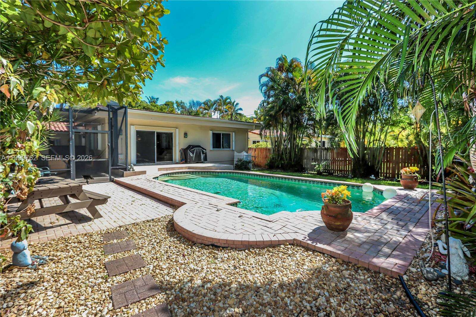 1410 Fletcher St, Hollywood, FL 33020 - For Sale photo 2