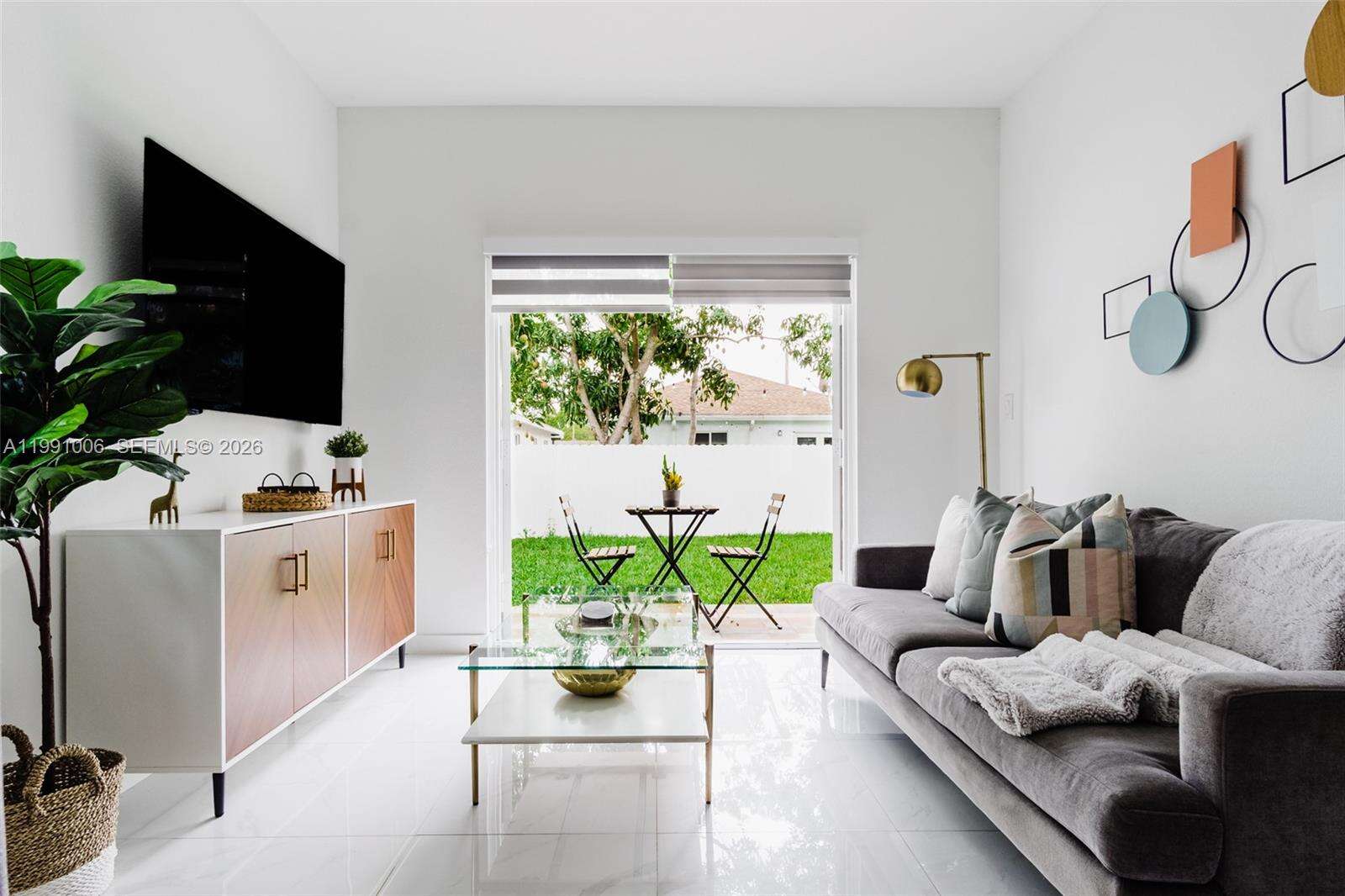 8765 22nd Place, Miami, FL 33147 | Picture 4