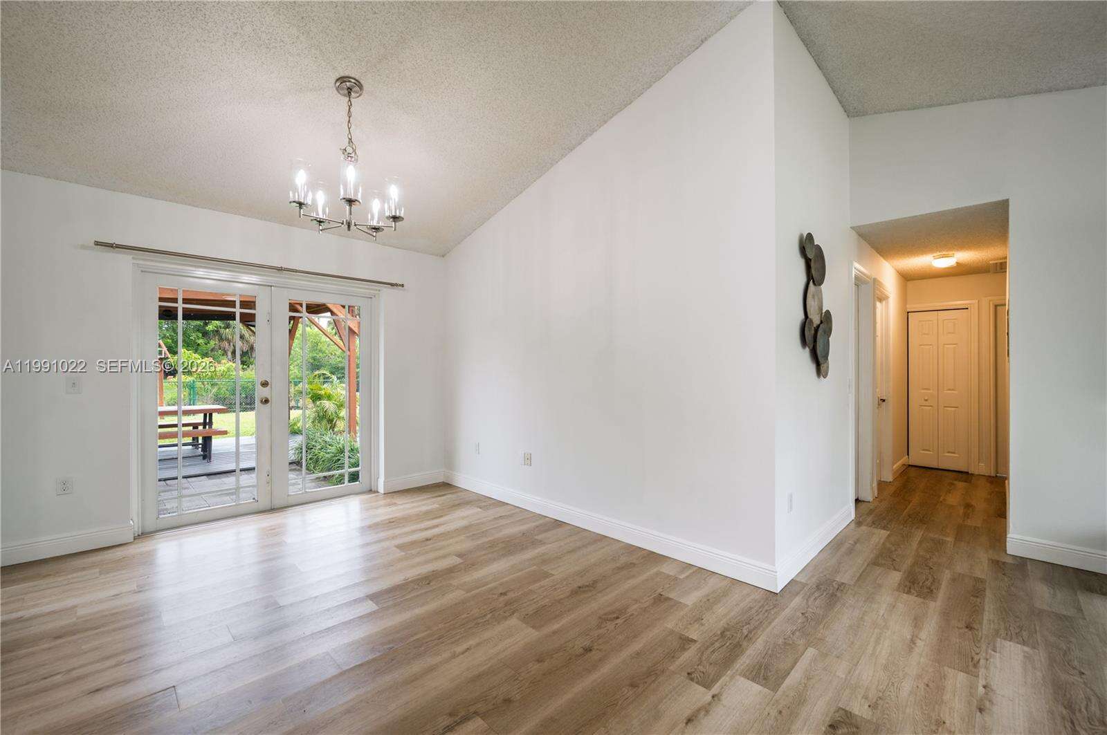 401 83rd Way, Pembroke Pines, FL 33024 - For Sale photo 11
