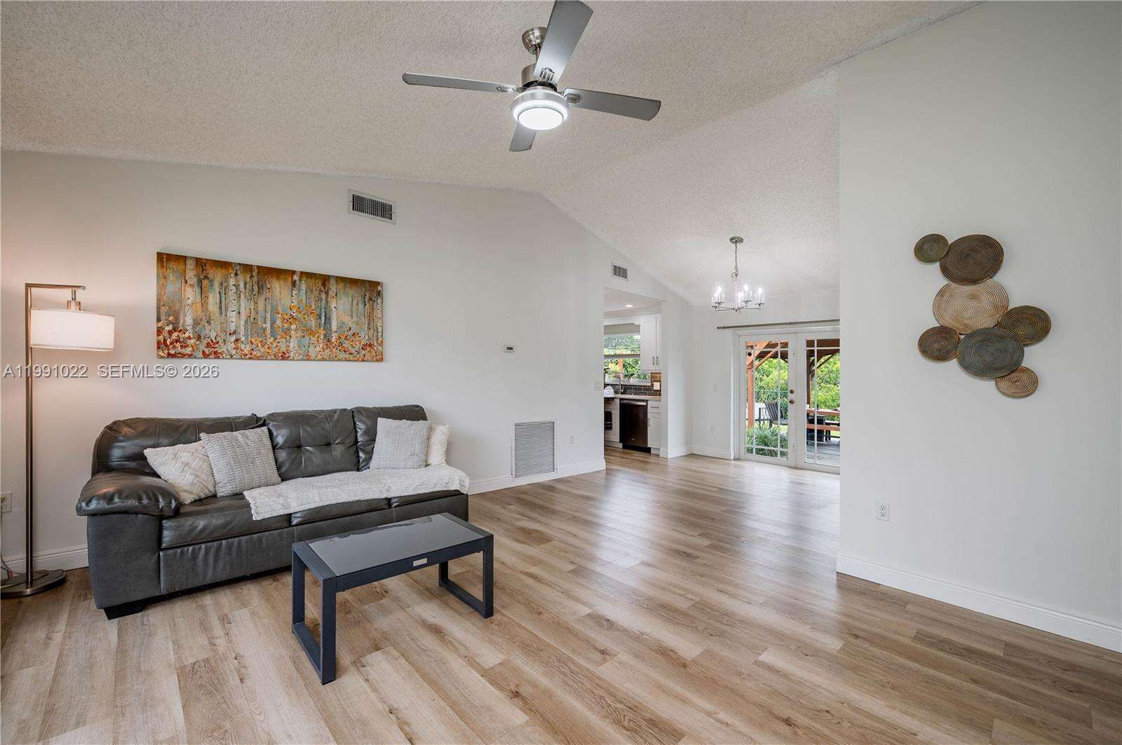 401 83rd Way, Pembroke Pines, FL 33024 - For Sale photo 10