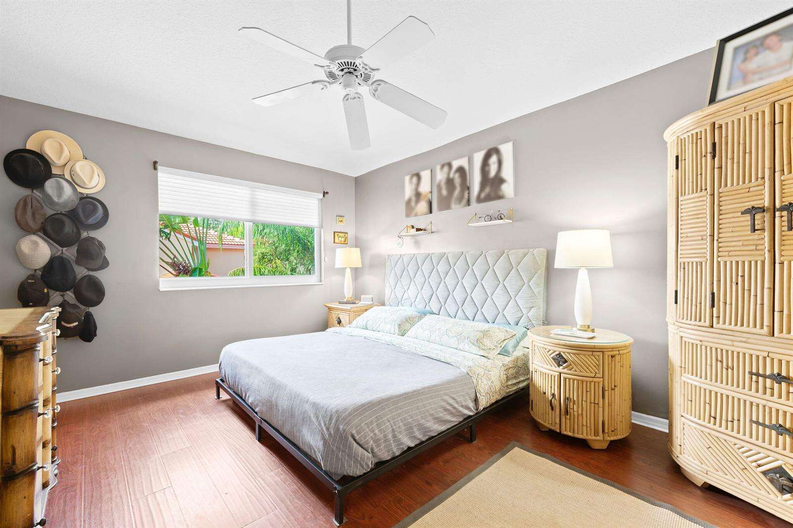 1140 Linden, Hollywood, FL 33019 - For Sale photo 16