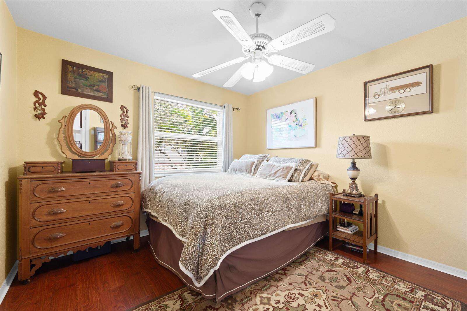 1140 Linden, Hollywood, FL 33019 - For Sale photo 19
