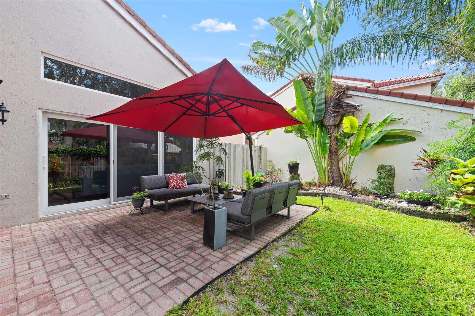 1140 Linden, Hollywood, FL 33019 - For Sale photo 26