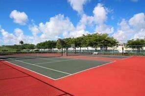 1140 Linden, Hollywood, FL 33019 - For Sale photo 30