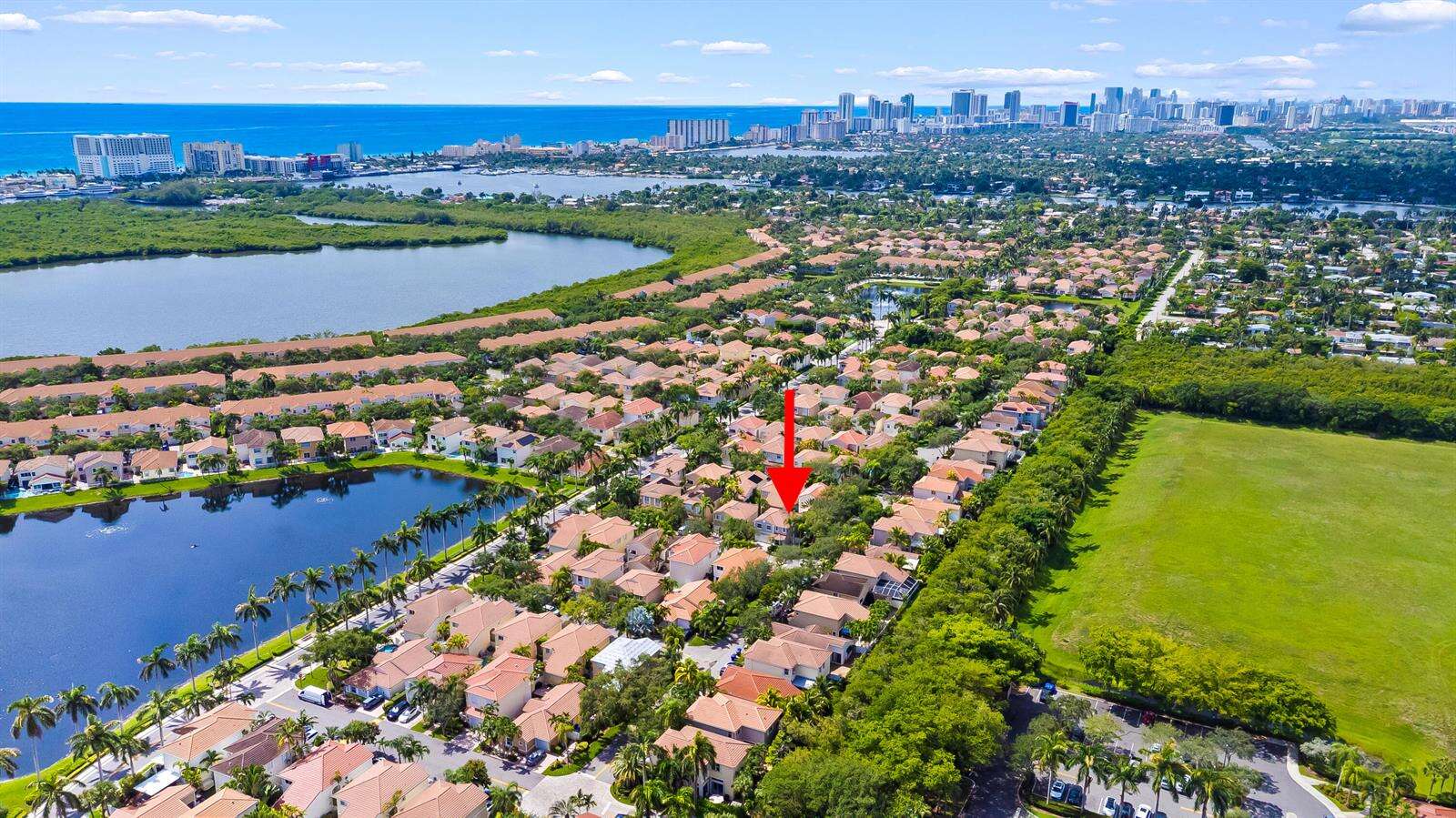 1140 Linden, Hollywood, FL 33019 - For Sale photo 5