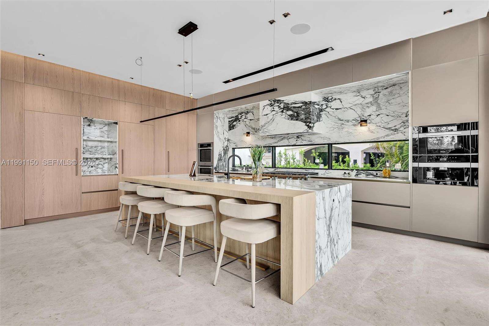 535 Shore Dr, Miami Beach, FL 33141 - For Sale photo 18