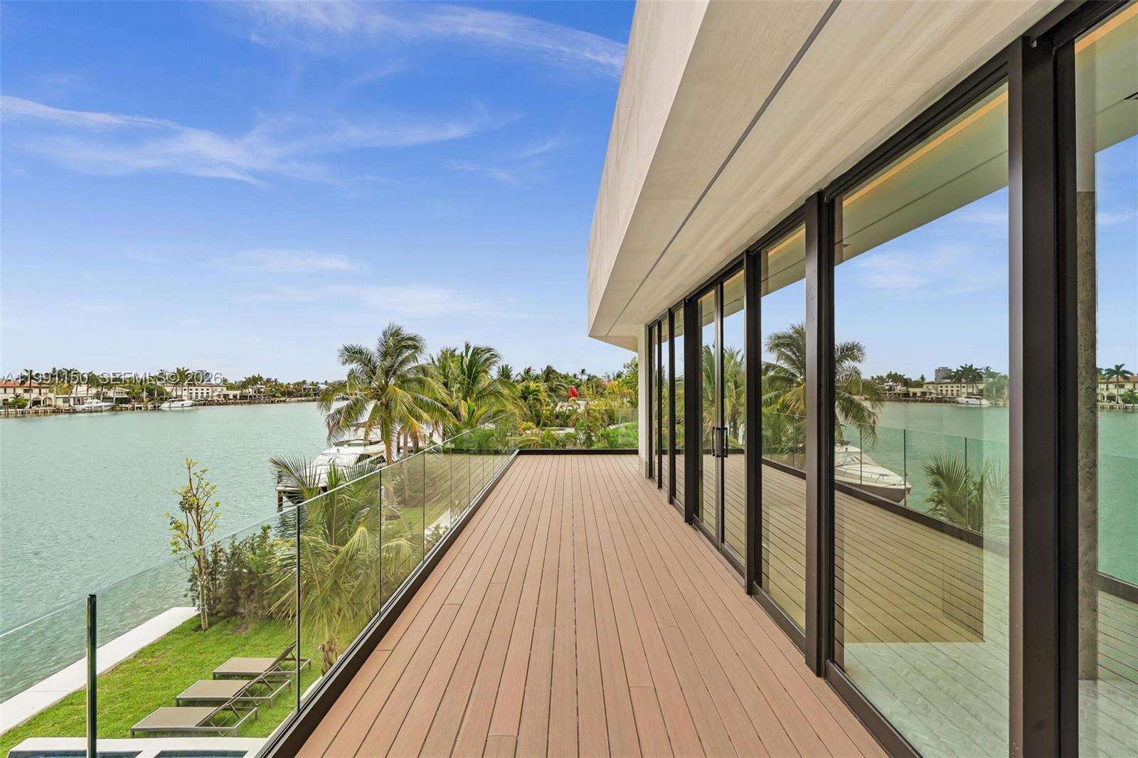 535 Shore Dr, Miami Beach, FL 33141 - For Sale photo 32