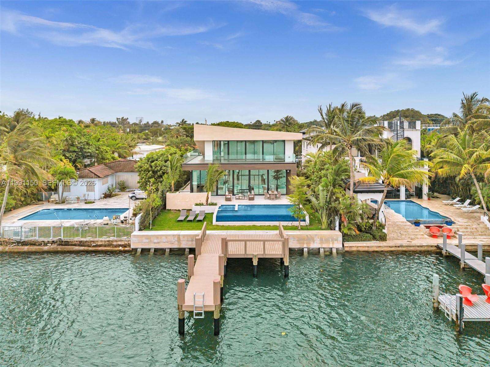 535 Shore Dr, Miami Beach, FL 33141 - For Sale photo 44