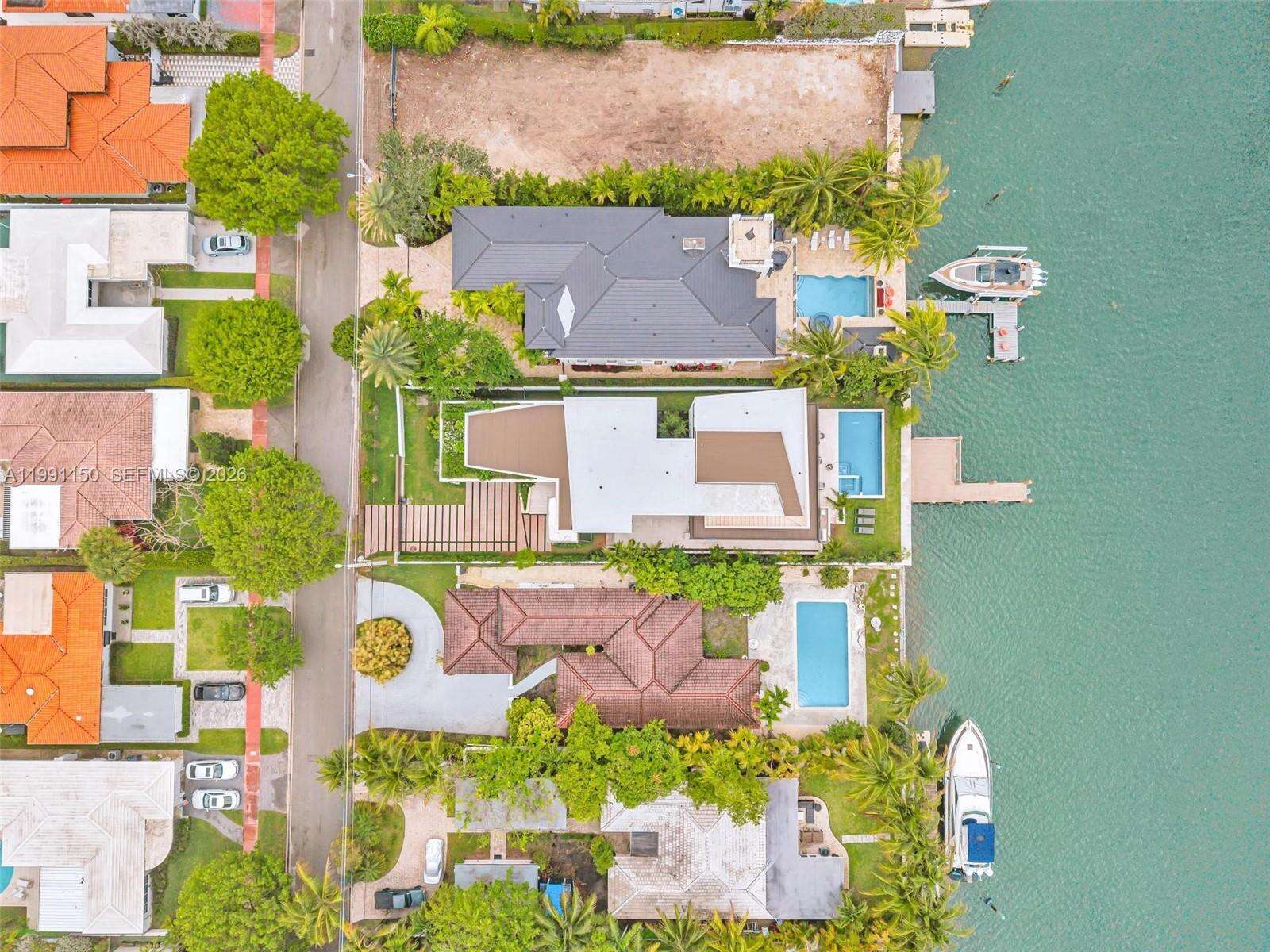 535 Shore Dr, Miami Beach, FL 33141 - For Sale photo 48