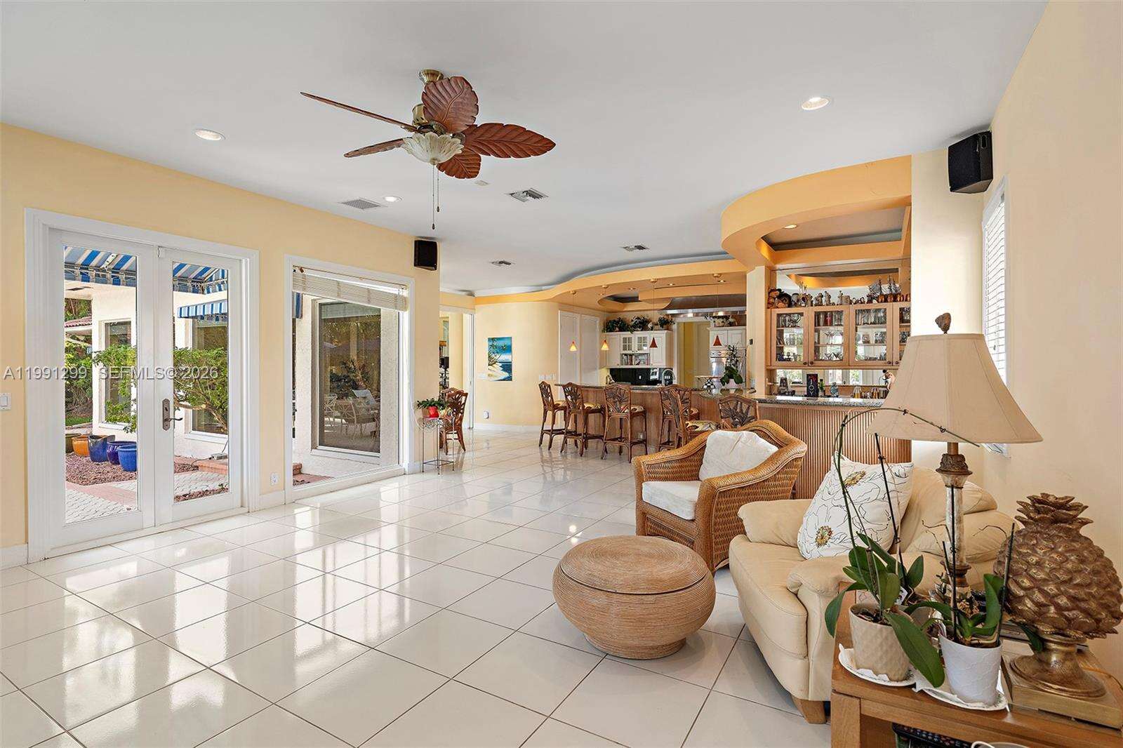 1047 Southlake Dr, Hollywood, FL 33019 | Picture 15