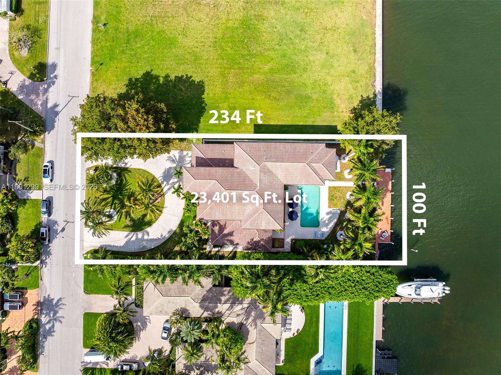 1047 Southlake Dr, Hollywood, FL 33019 | Picture 3