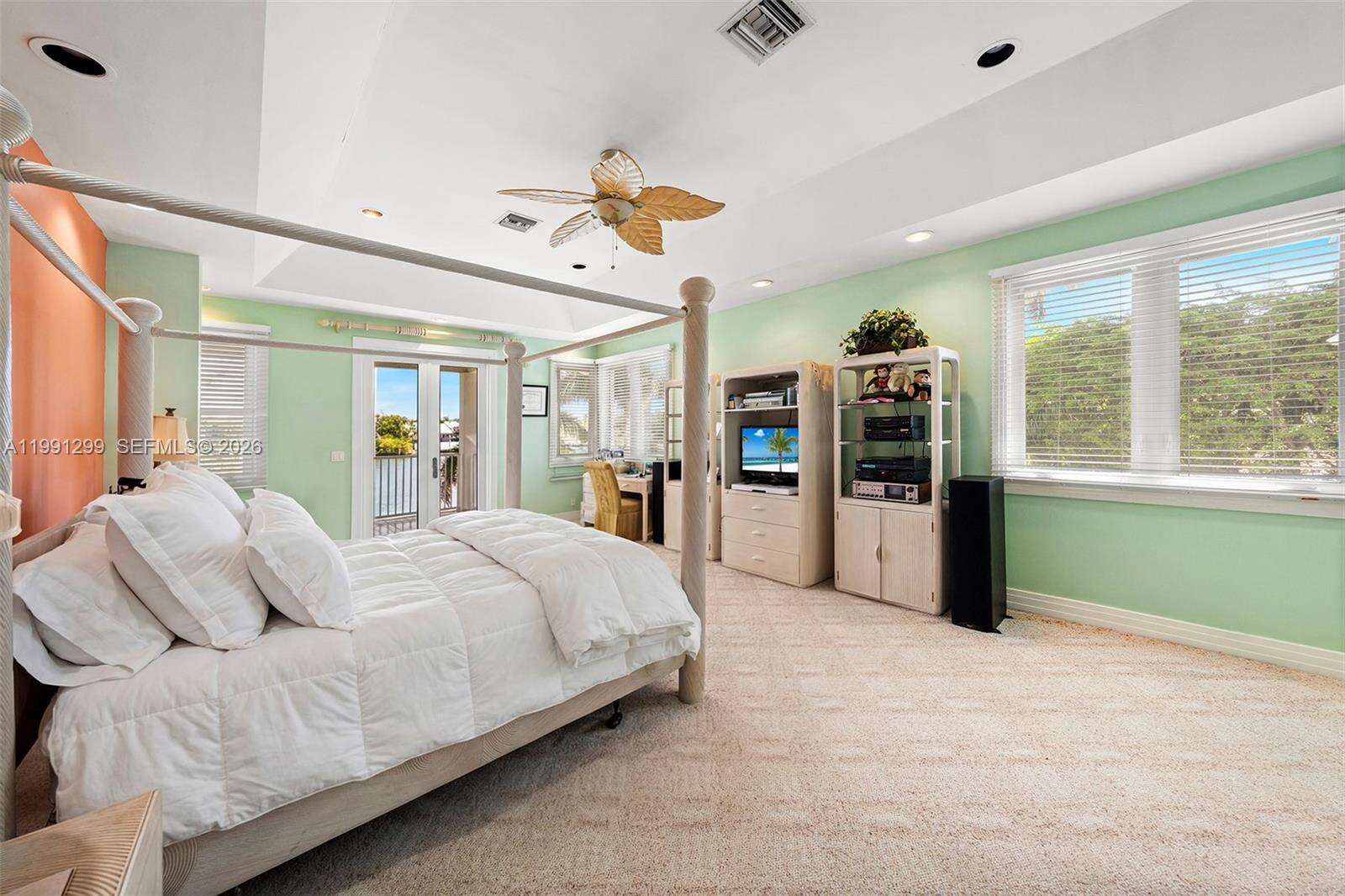 1047 Southlake Dr, Hollywood, FL 33019 | Picture 27