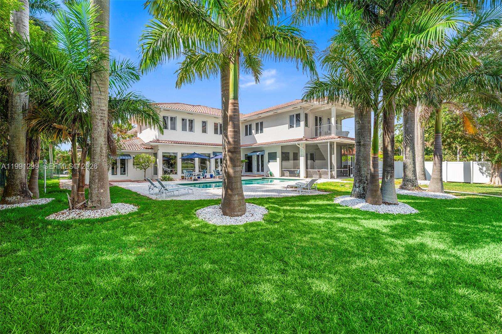 1047 Southlake Dr, Hollywood, FL 33019 | Picture 31