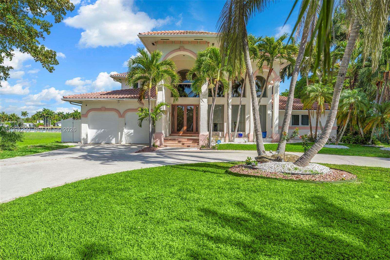 1047 Southlake Dr, Hollywood, FL 33019 | Picture 36