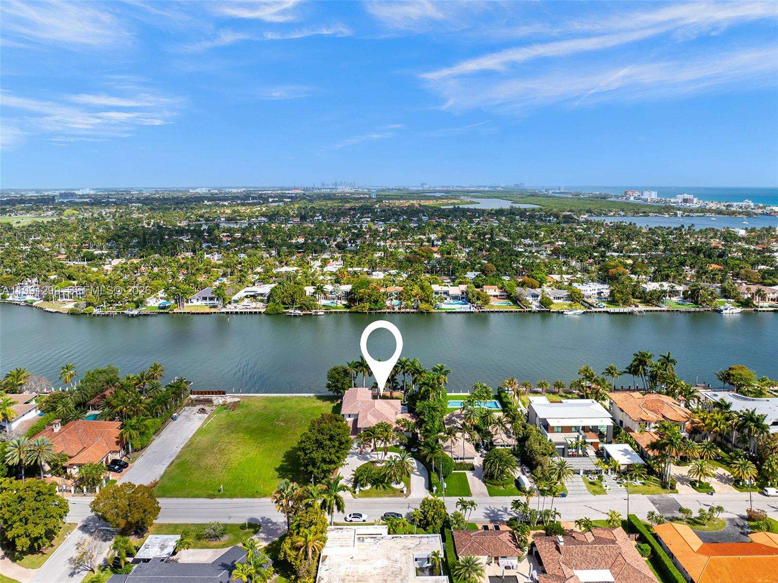 1047 Southlake Dr, Hollywood, FL 33019 | Picture 38