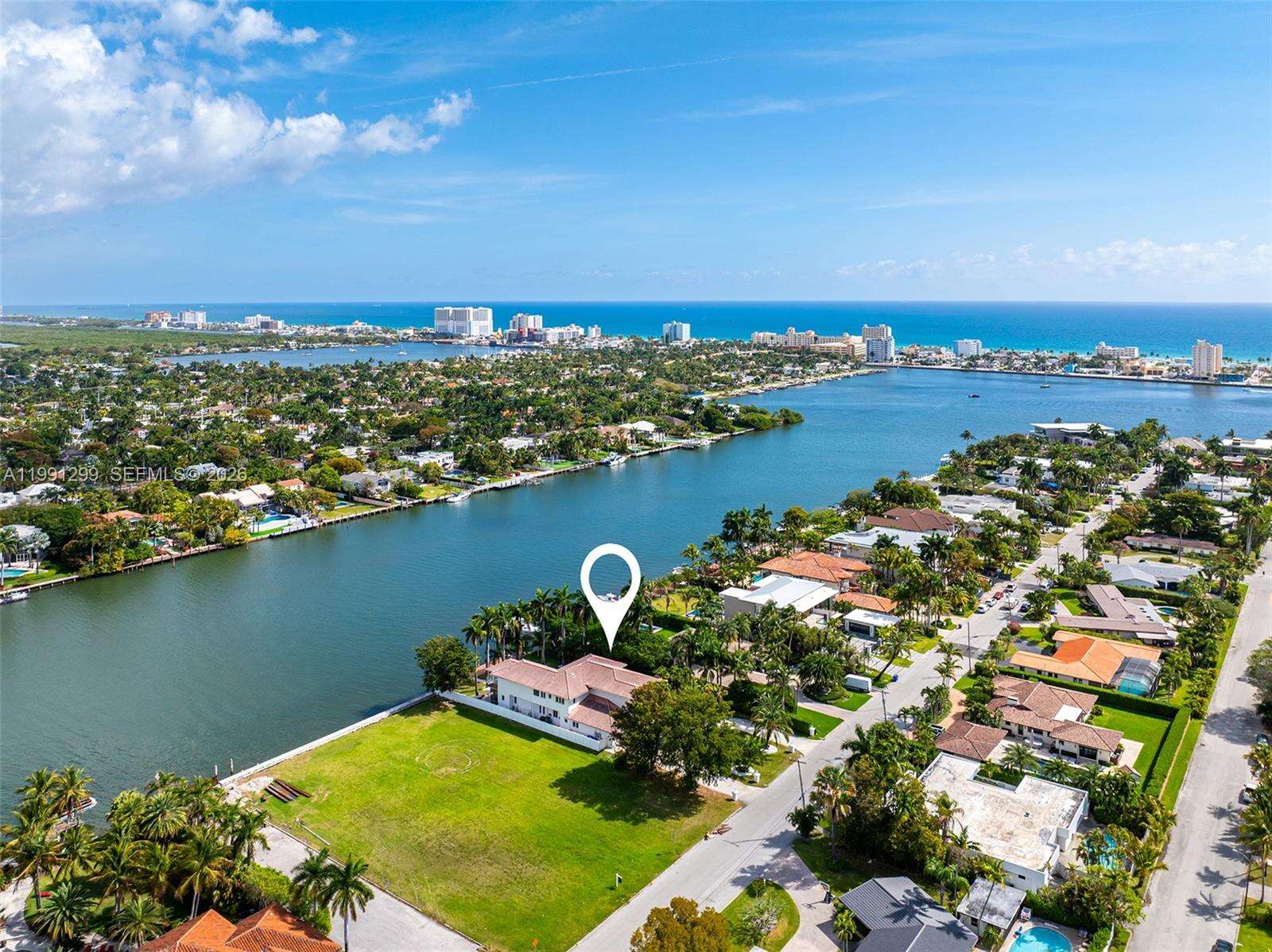 1047 Southlake Dr, Hollywood, FL 33019 | Picture 5