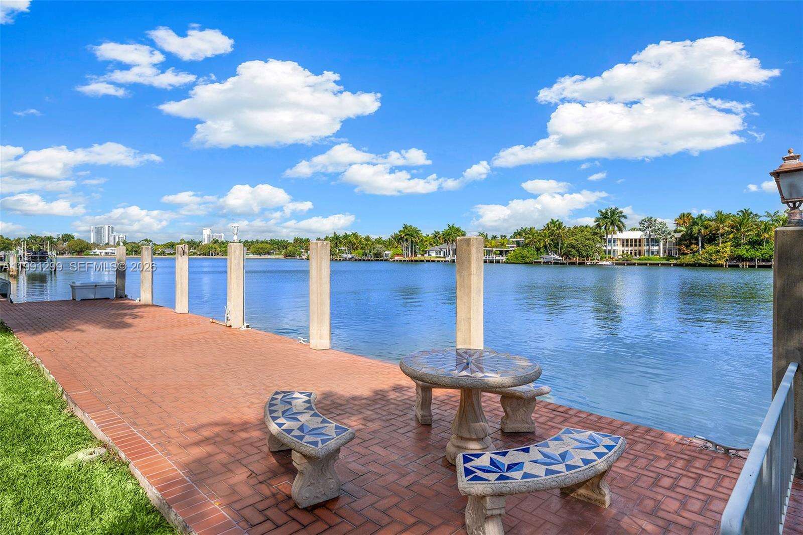 1047 Southlake Dr, Hollywood, FL 33019 | Picture 7