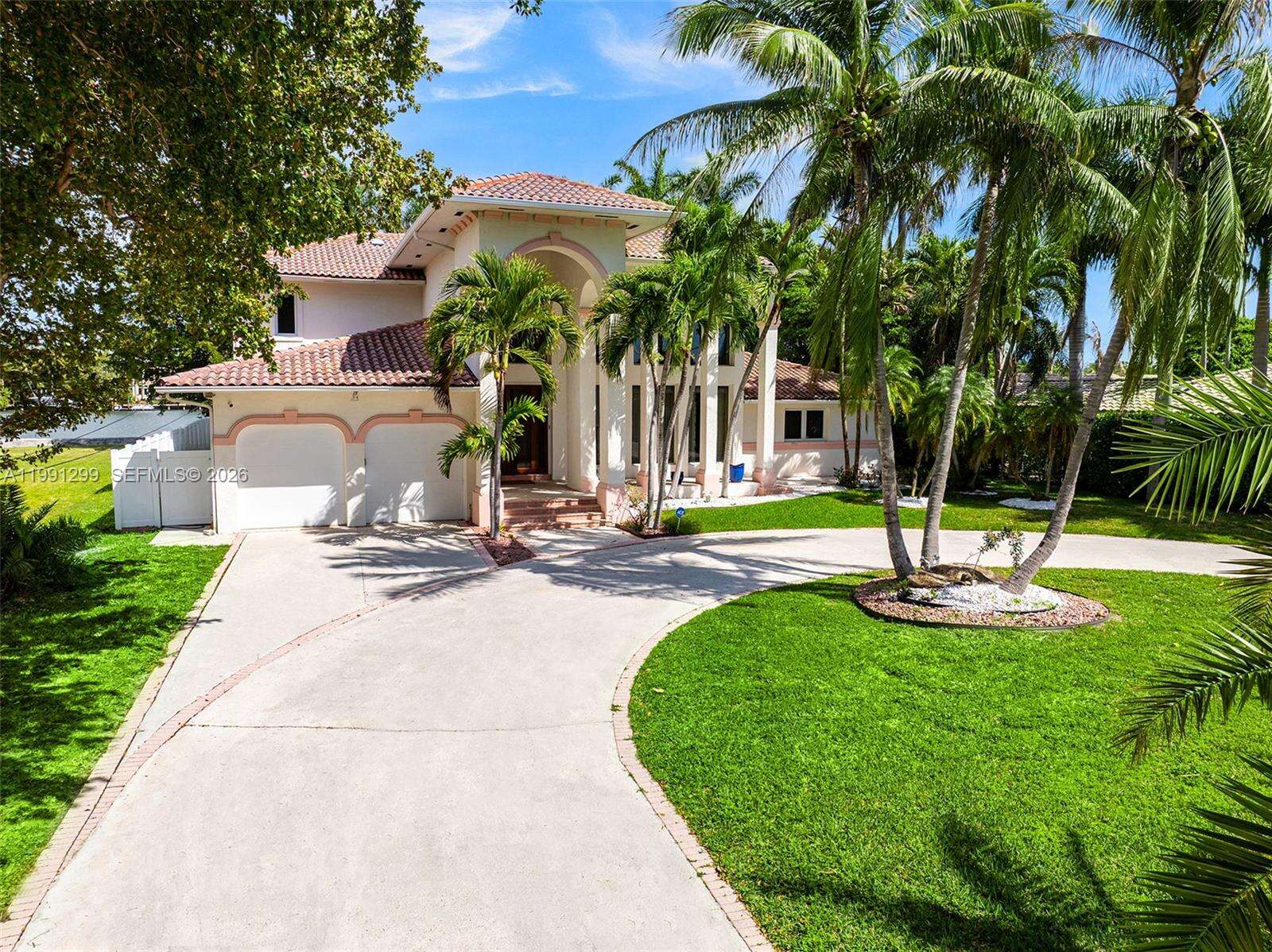 1047 Southlake Dr, Hollywood, FL 33019 | Picture 9