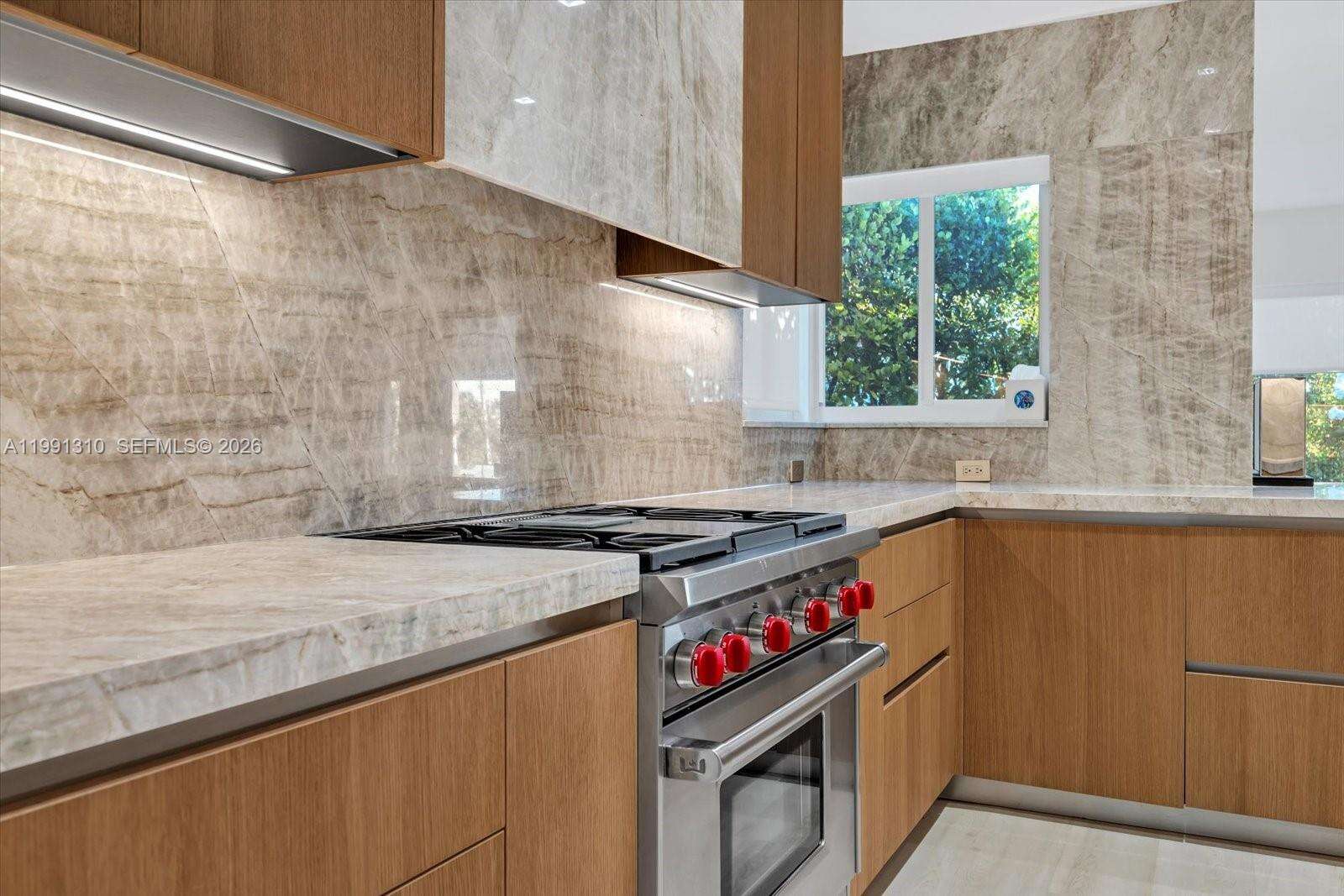 1277 Biscaya Dr, Surfside, FL 33154 | Picture 18