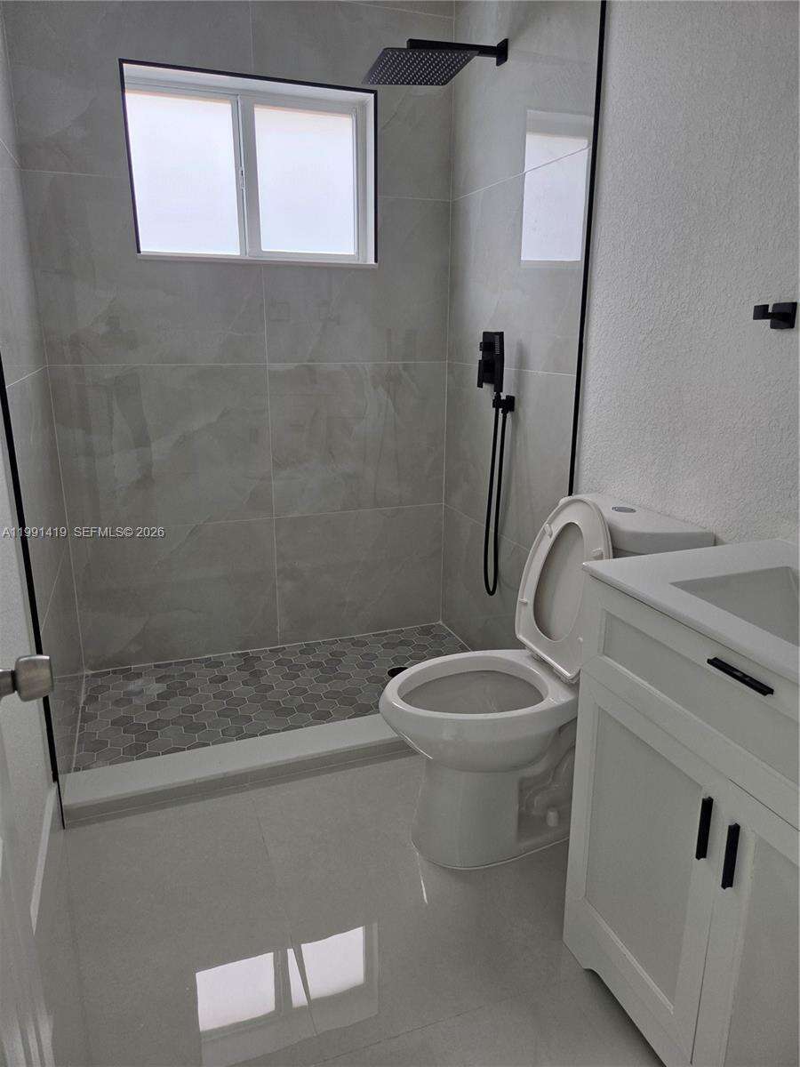 1781 49th St, Miami, FL 33142 | Picture 18