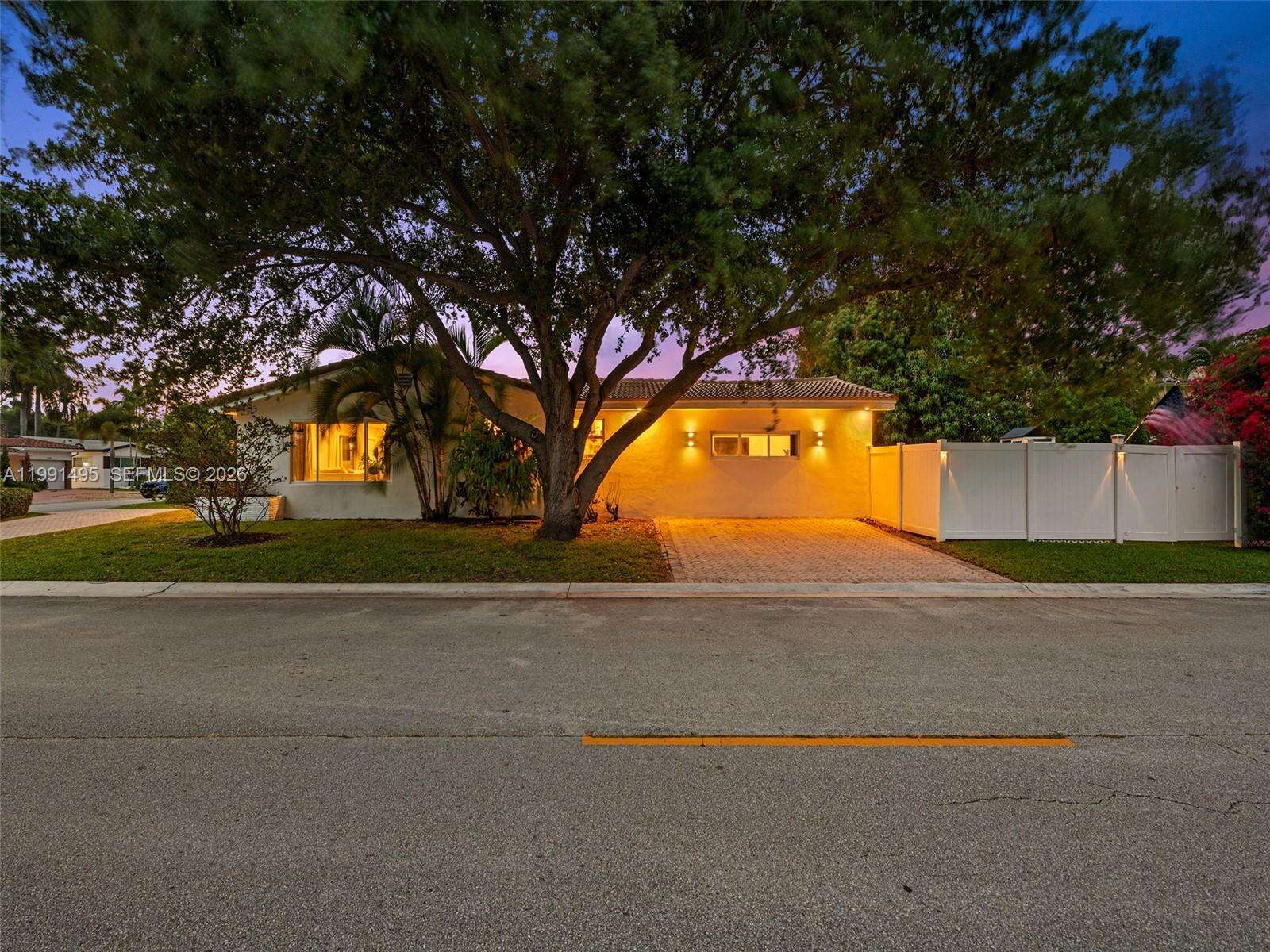 1203 Lincoln St, Hollywood, FL 33019 - For Sale photo 42