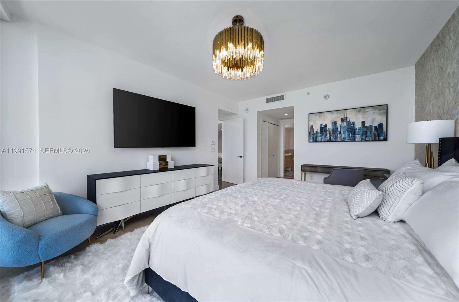 17001 Collins Ave, Sunny Isles Beach, FL 33160 | Picture 14