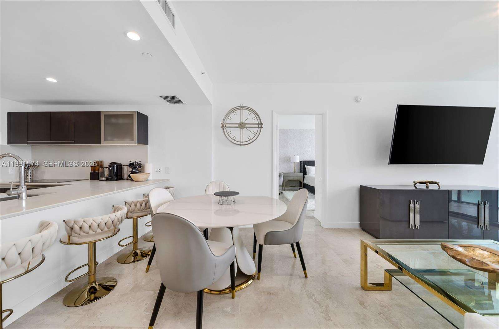 17001 Collins Ave, Sunny Isles Beach, FL 33160 | Picture 7