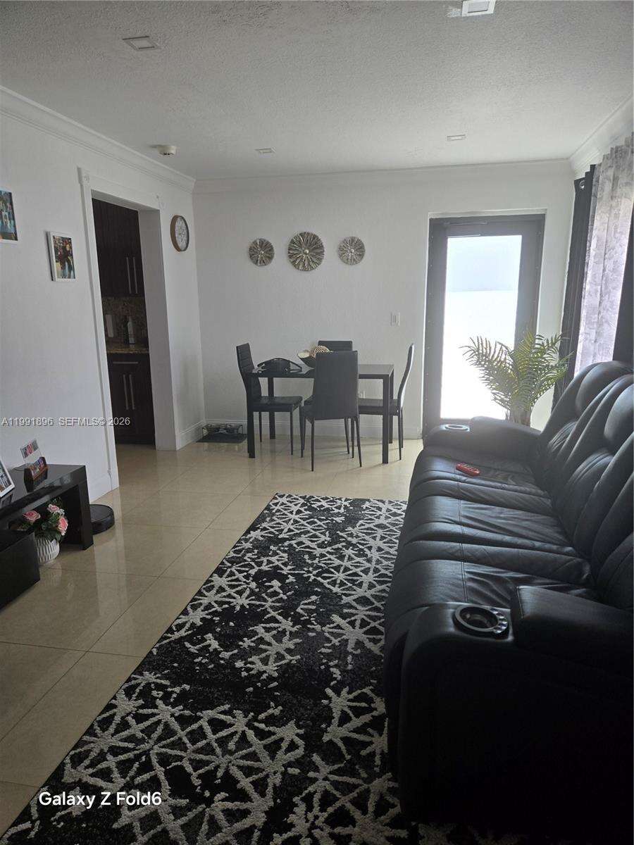 234 44th St, Hialeah, FL 33013 | Picture 3