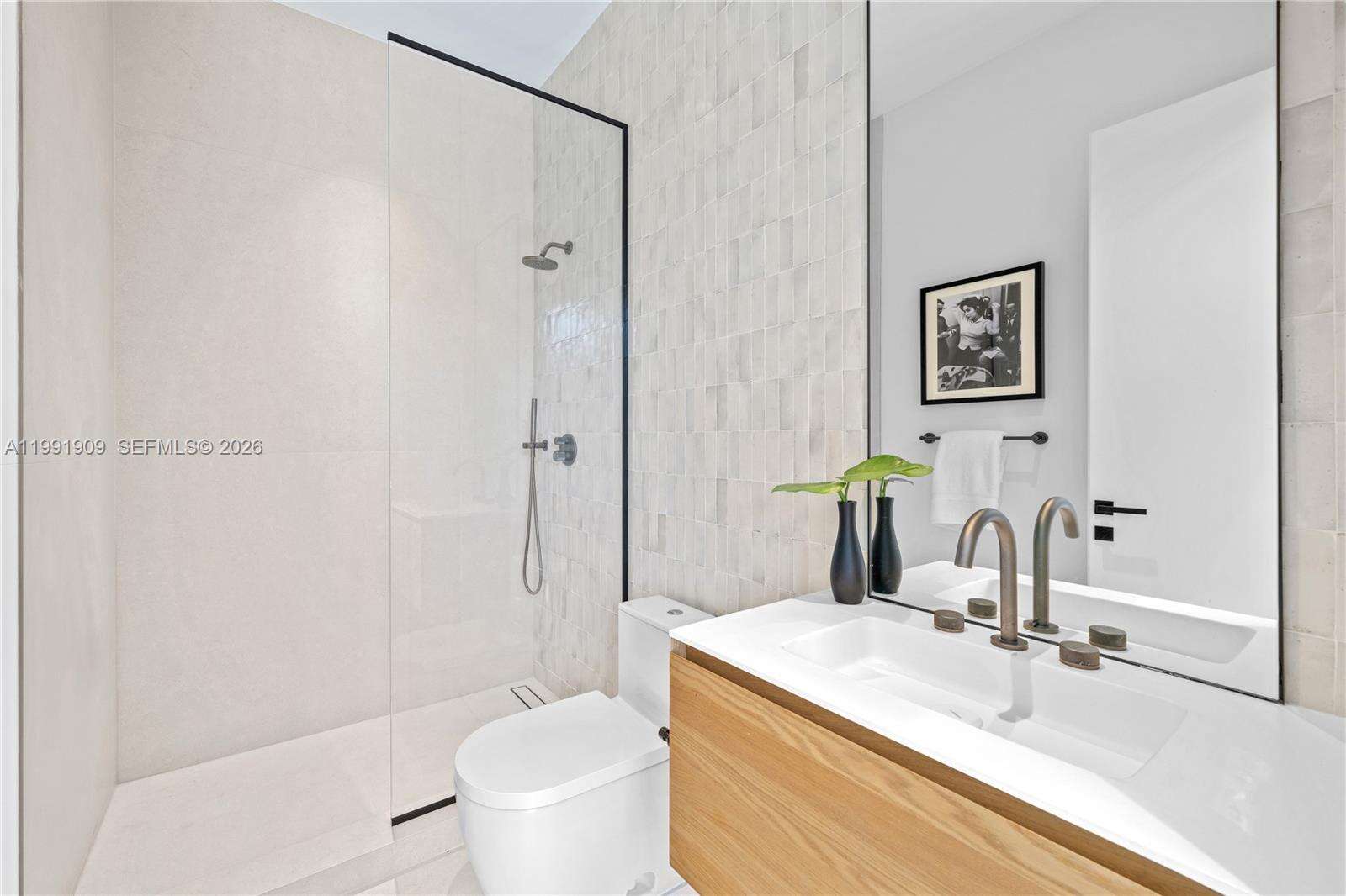 291 Palm Ave, Miami Beach, FL 33139 | Picture 25